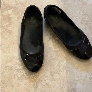 Puma ballet Flats. Size 7. Black.